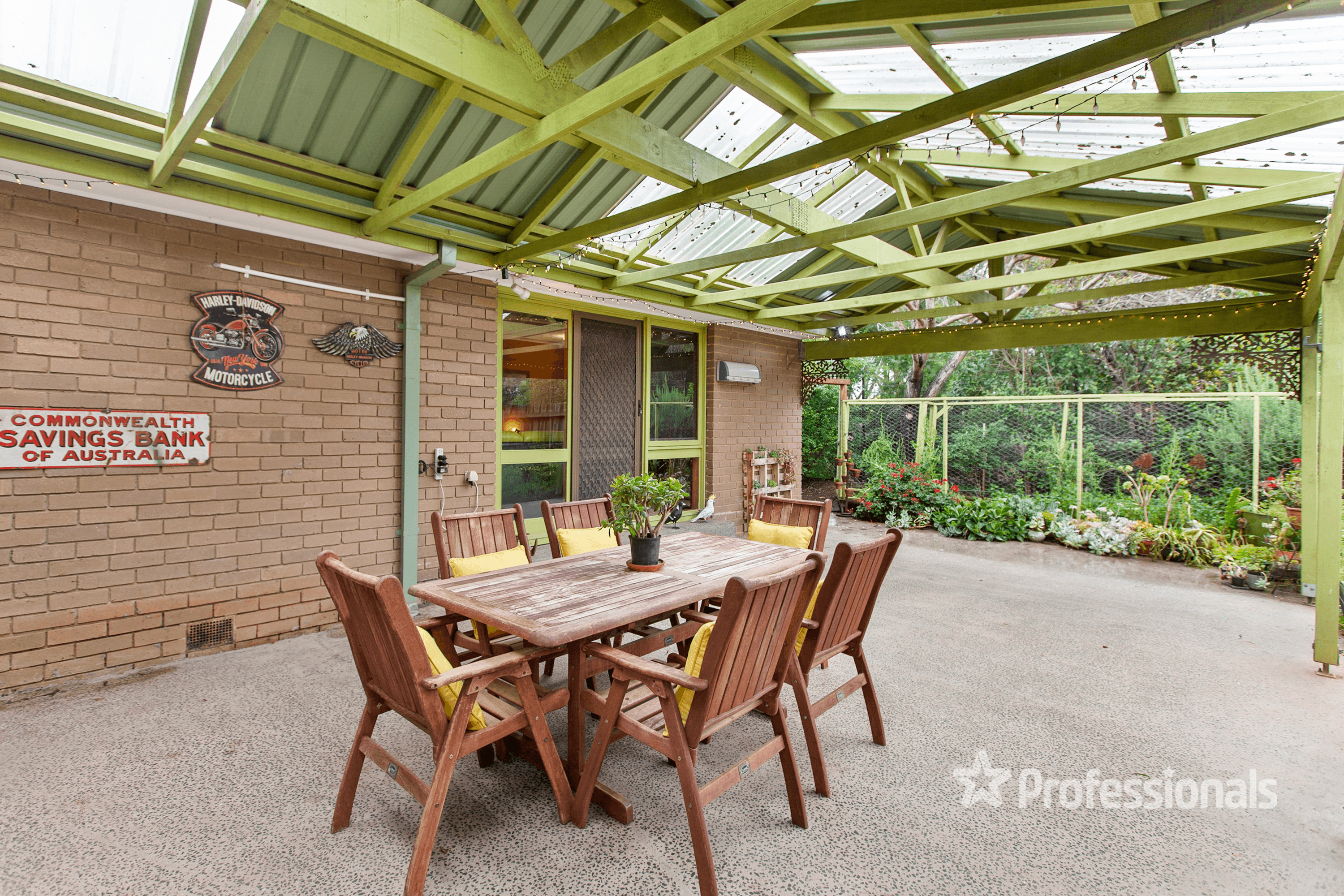 4 Allandale Court, WERRIBEE, VIC 3030