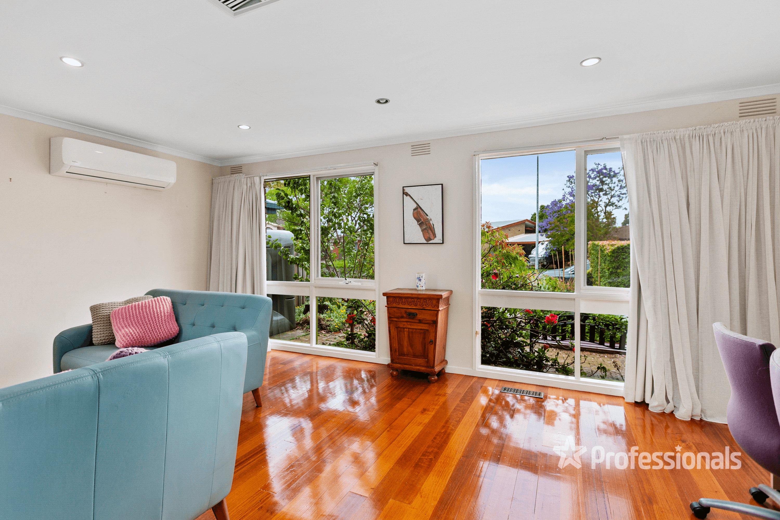 4 Allandale Court, WERRIBEE, VIC 3030