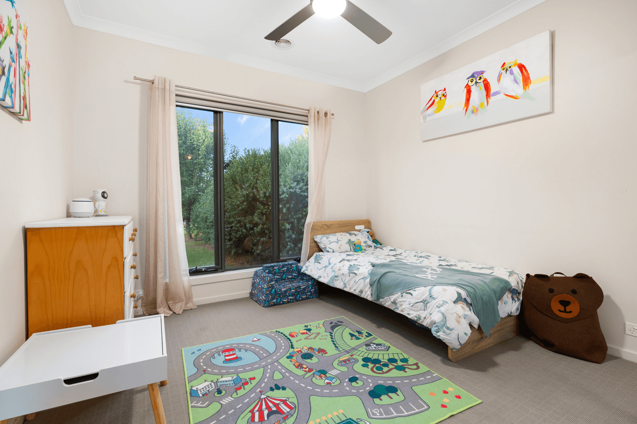 12-13 Fairway Close, HOWLONG, NSW 2643