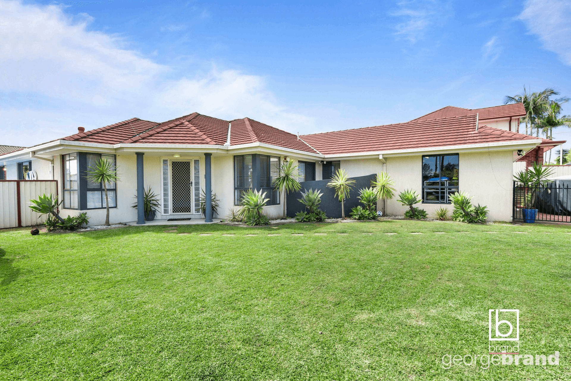 1 Monarch Drive, HAMLYN TERRACE, NSW 2259