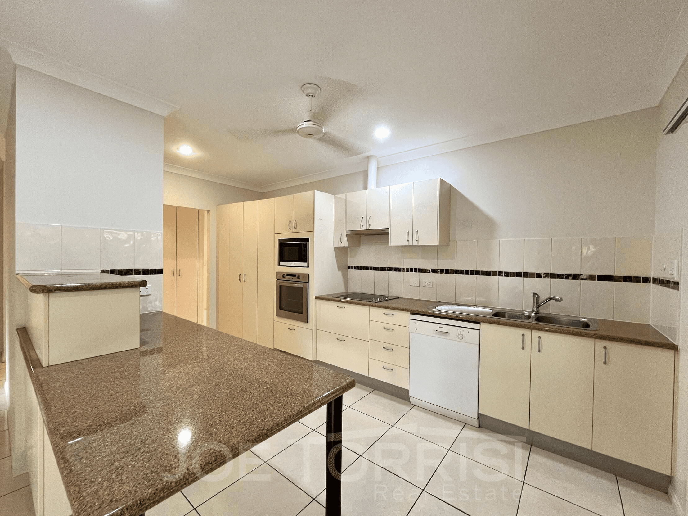 1 Collins Court, Mareeba, QLD 4880