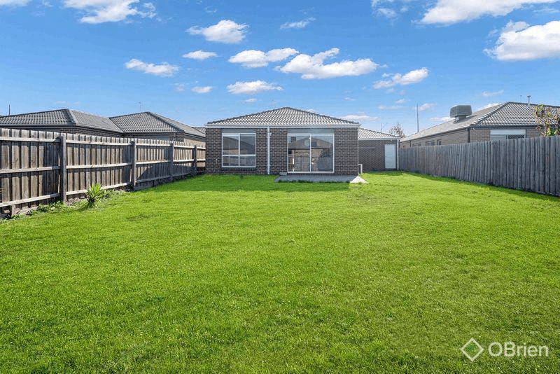 25 Toolern Waters Drive, Weir Views, VIC 3338