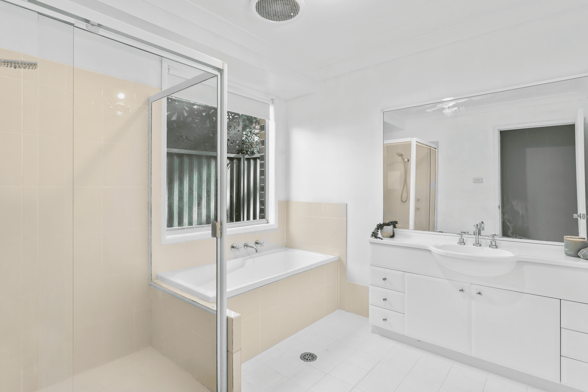 20 Greybox Crescent, Hamlyn Terrace, NSW 2259