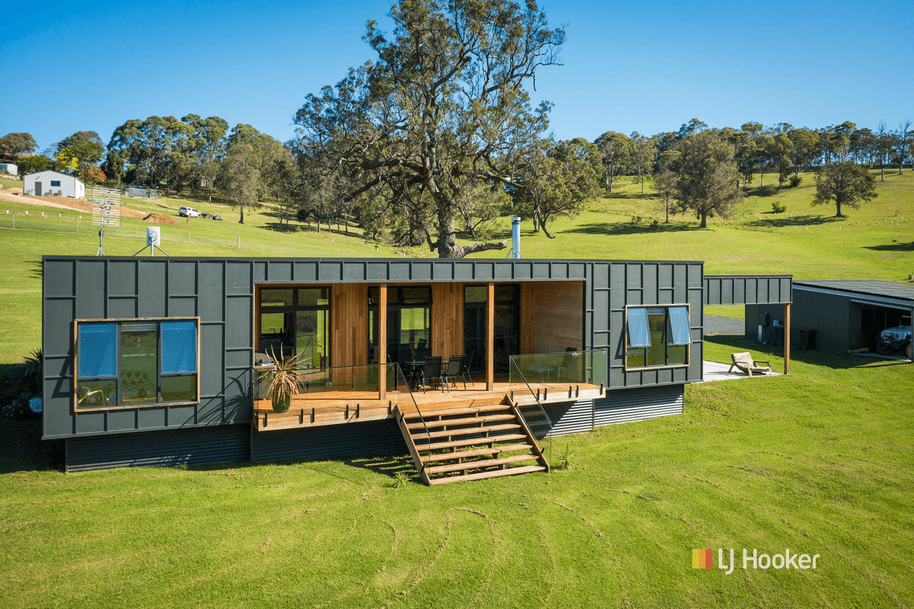 18 Wheeler Avenue, TATHRA, NSW 2550