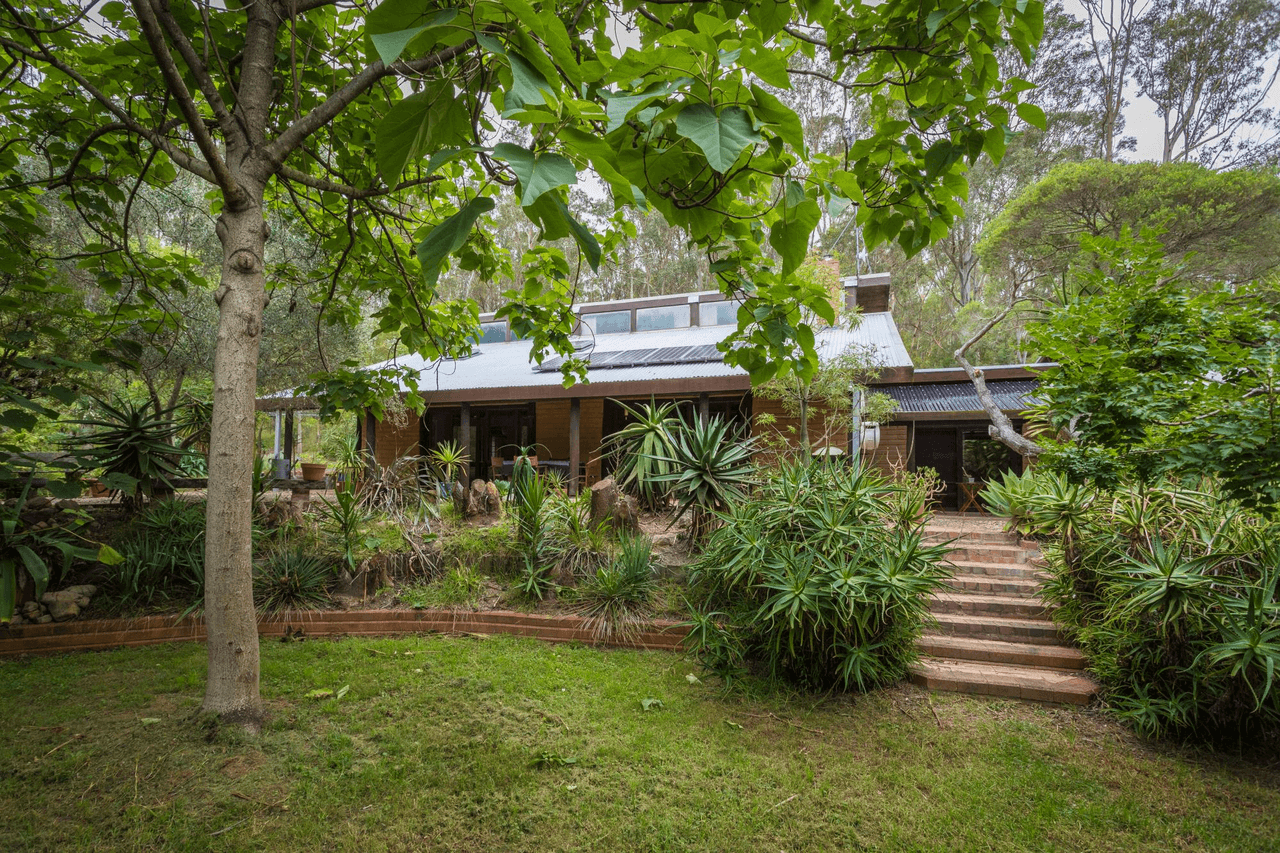 130 Greendale Lane, WOLUMLA, NSW 2550