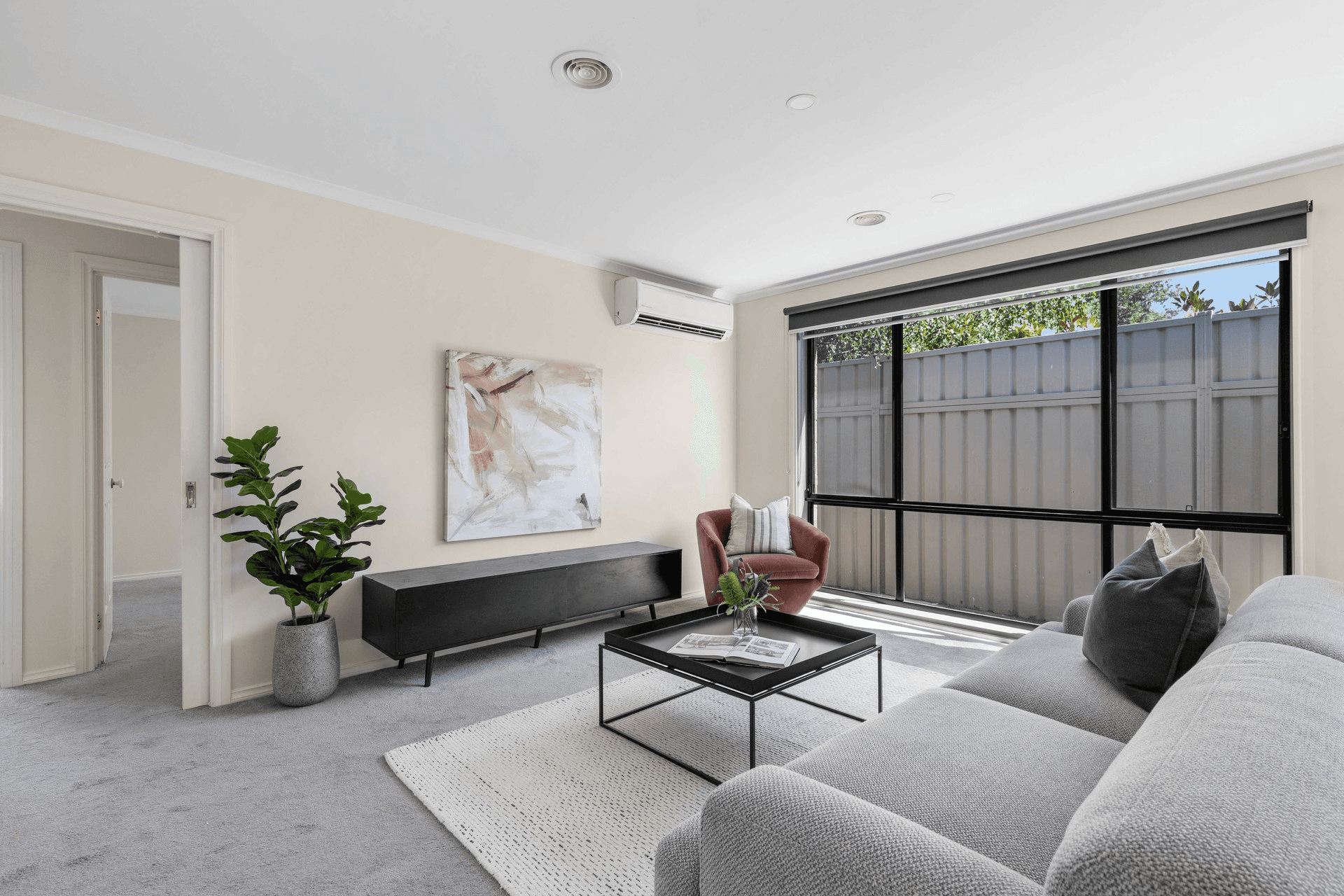 4 Stoke Heath Way, Caroline Springs, VIC 3023