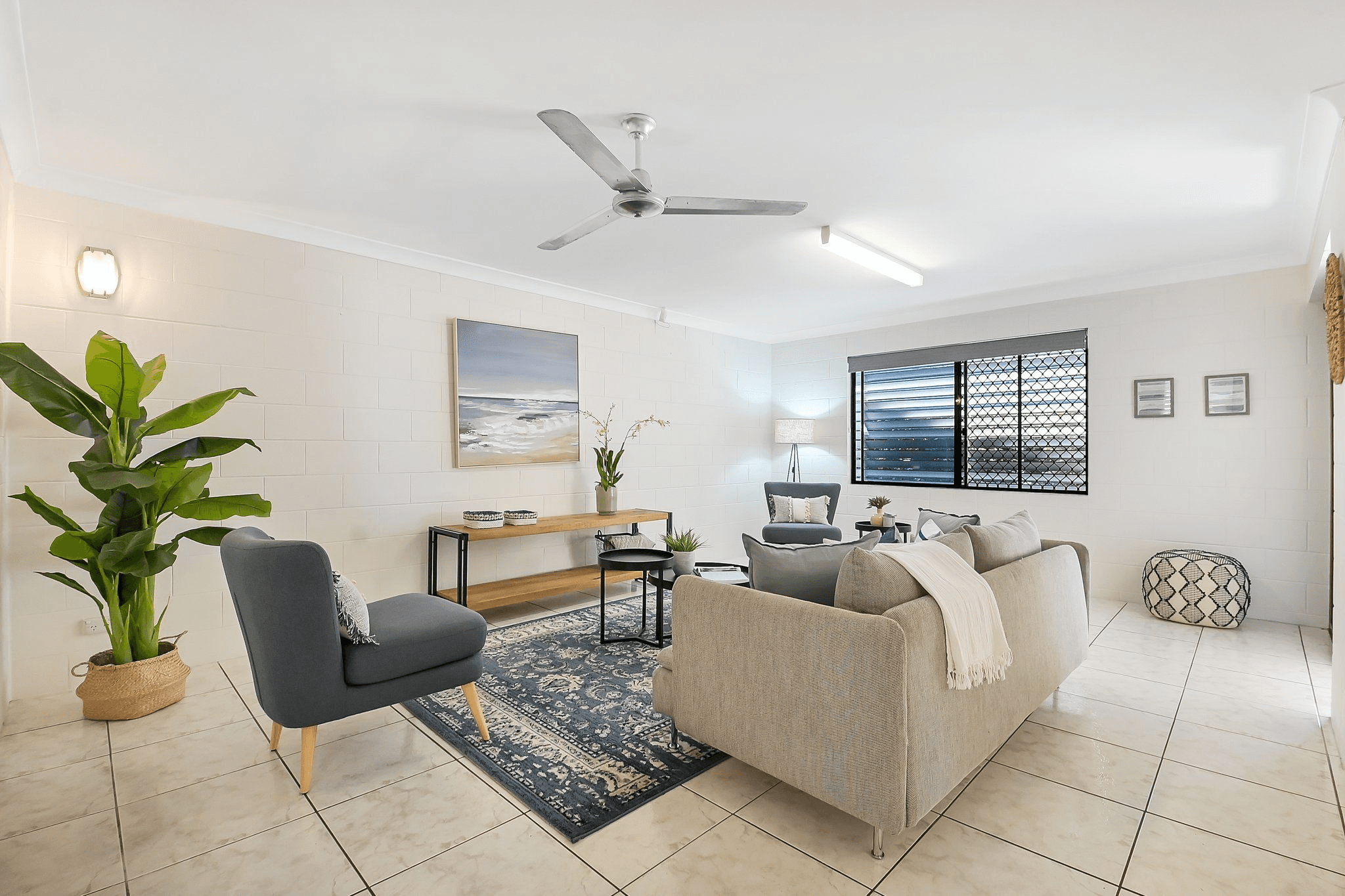 33 HARGREAVES STREET, WULGURU, QLD 4811