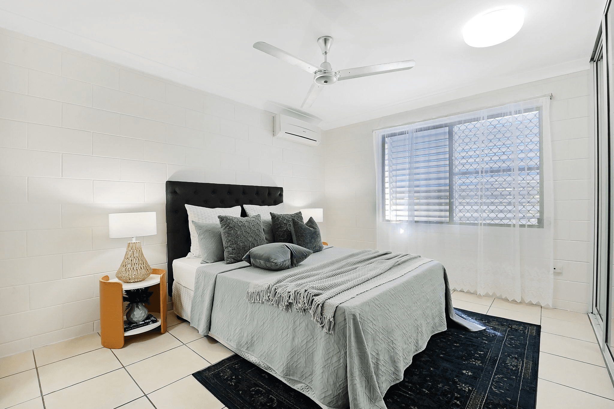 33 HARGREAVES STREET, WULGURU, QLD 4811