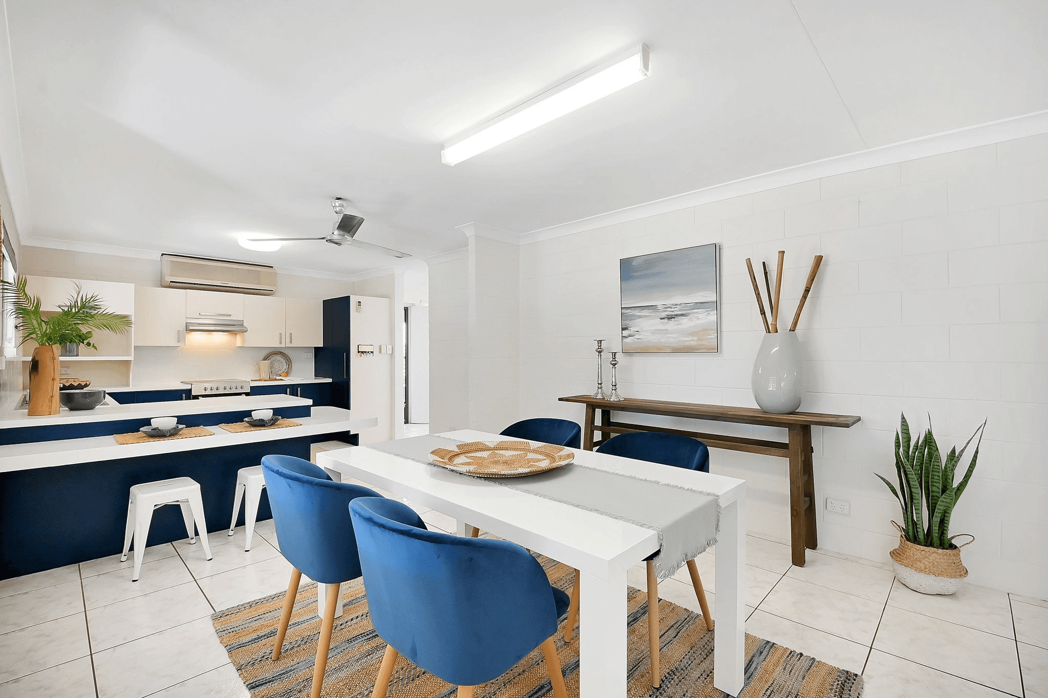 33 HARGREAVES STREET, WULGURU, QLD 4811