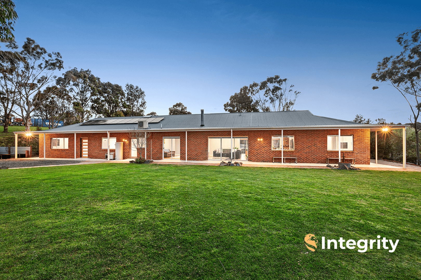 60 Edward Staff Drive, Kinglake, VIC 3763