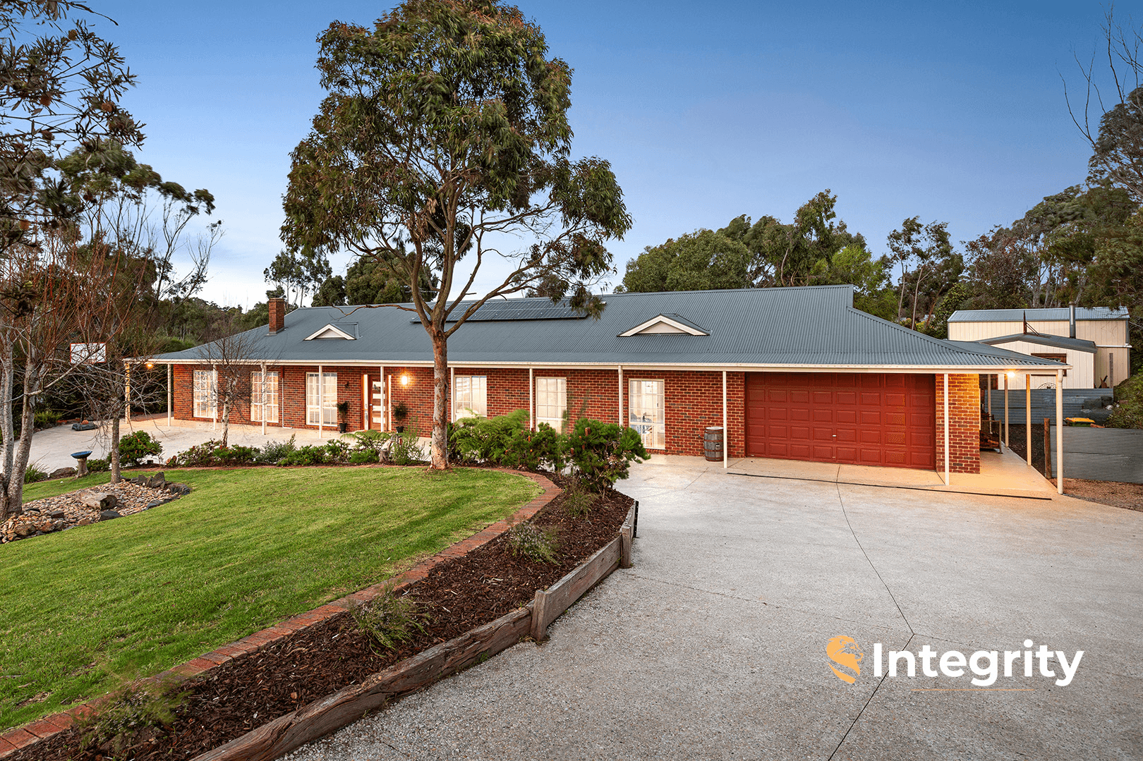 60 Edward Staff Drive, Kinglake, VIC 3763