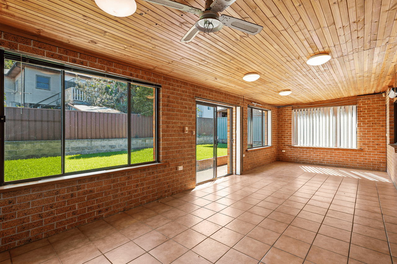 2 Overhill Road, Primbee, NSW 2502