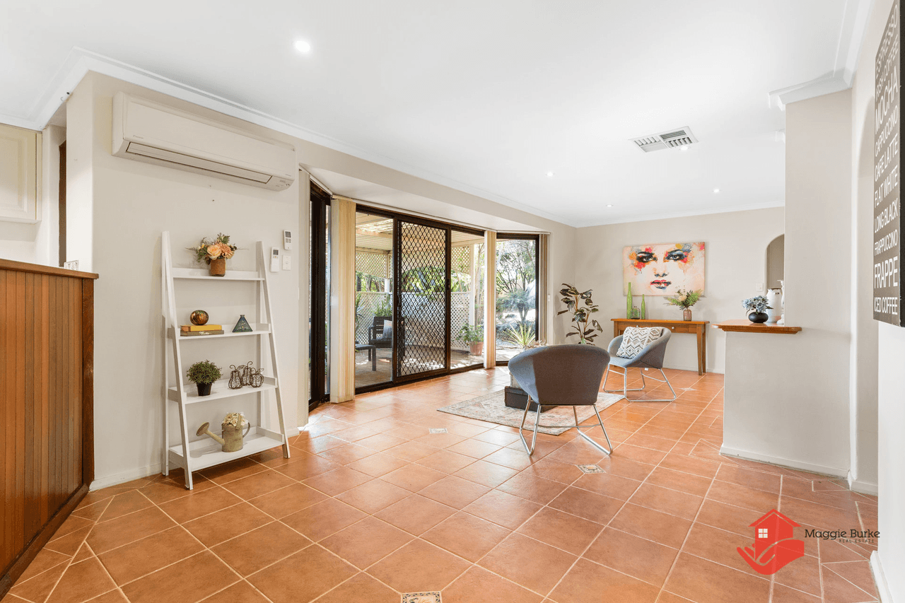 10 Alola Street, Kelmscott, WA 6111