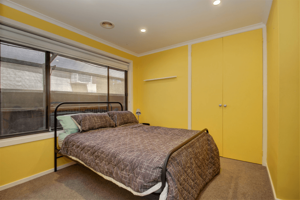 17 Punt Road, COBRAM, VIC 3644