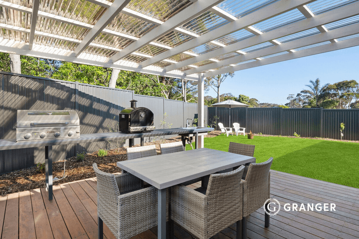 115 Cinerama Crescent, McCrae, VIC 3938