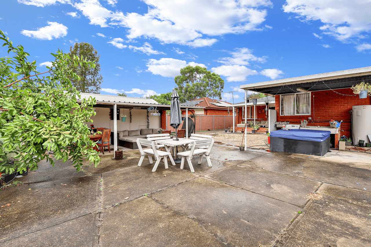 41 Tucks Road, Toongabbie, NSW 2146