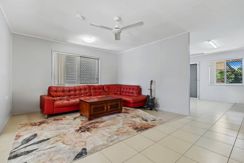 77 Thorn Street, BERSERKER, QLD 4701