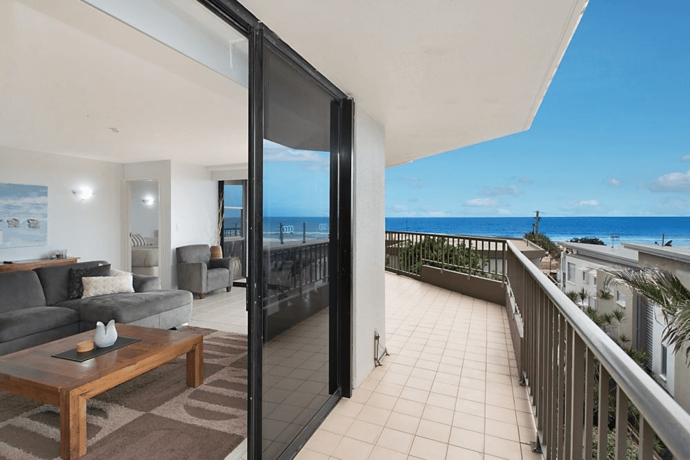 3J/828 Pacific Parade, CURRUMBIN, QLD 4223