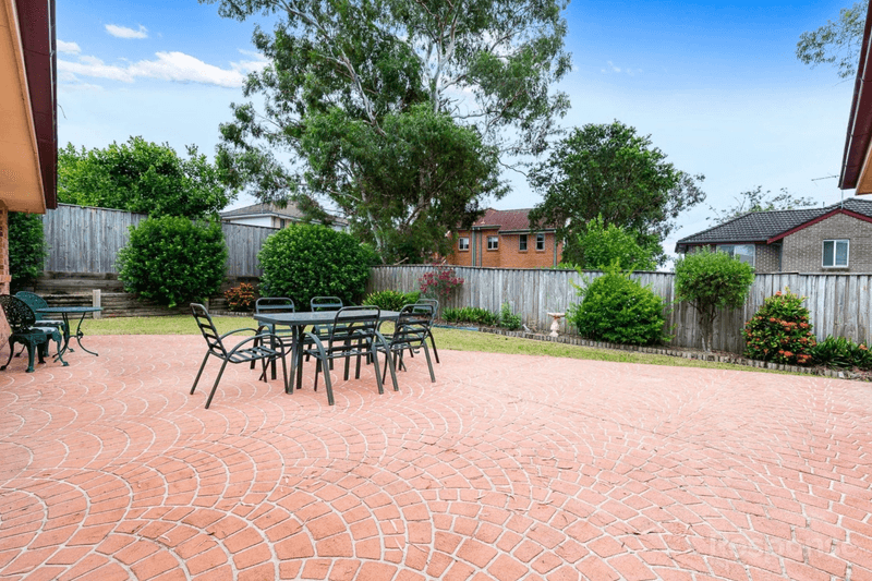 7 Beaumaris Avenue, Castle Hill, NSW 2154