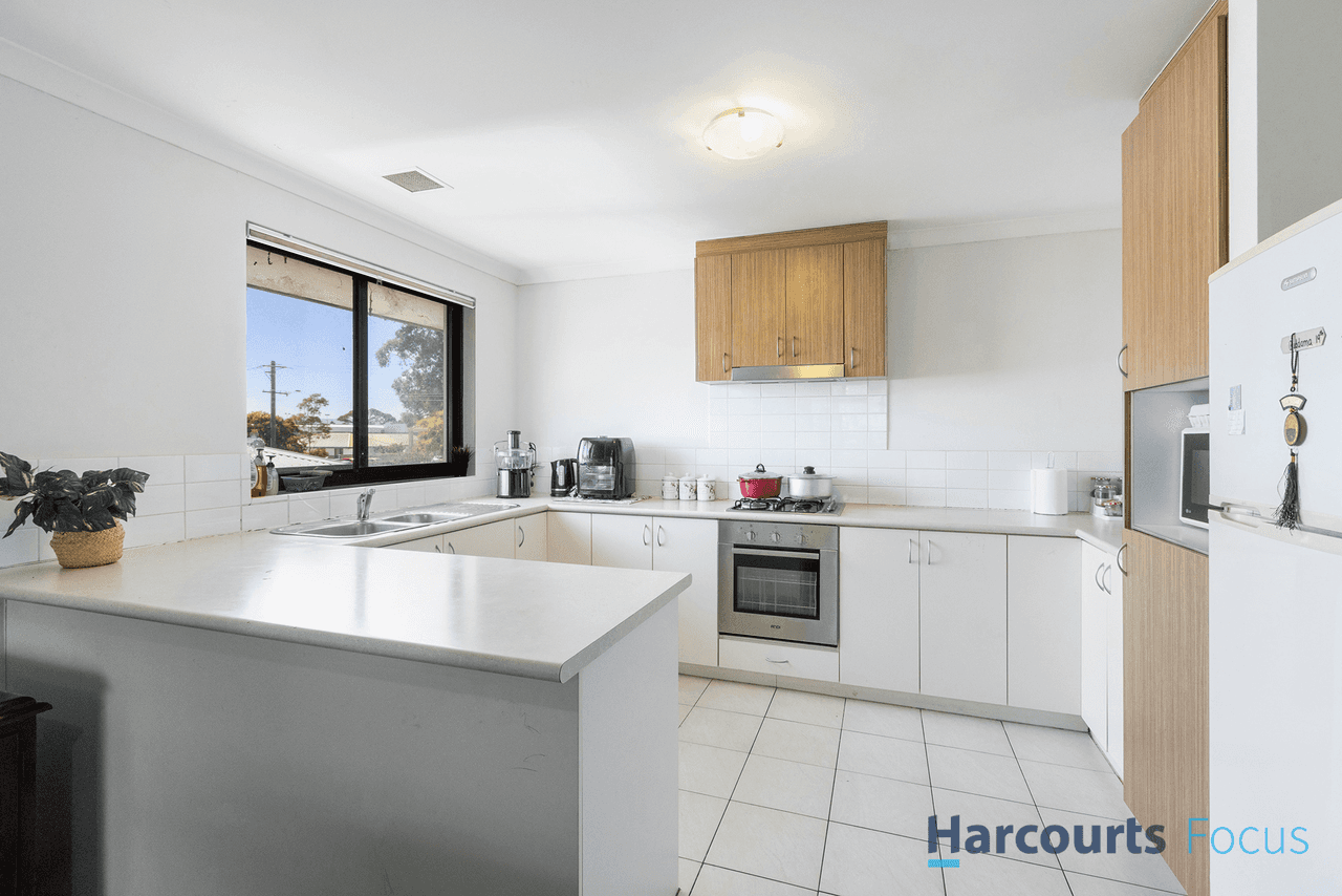 24/27 Burton Street, BENTLEY, WA 6102