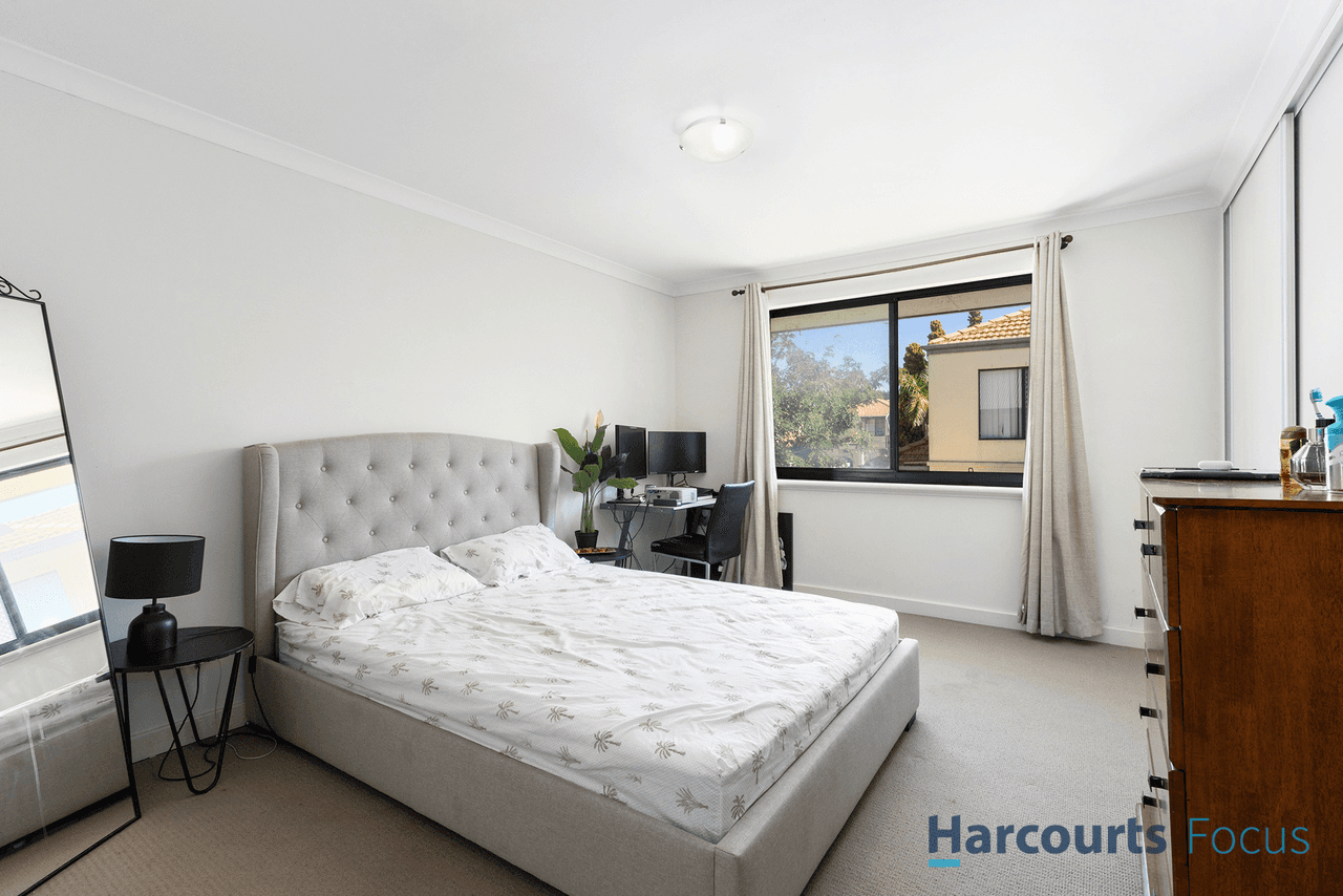 24/27 Burton Street, BENTLEY, WA 6102