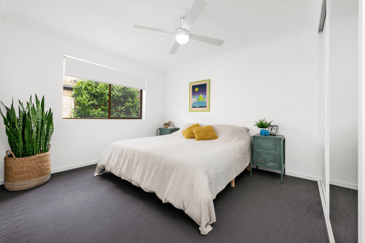 2/50 Knowsley Street, Greenslopes, QLD 4120