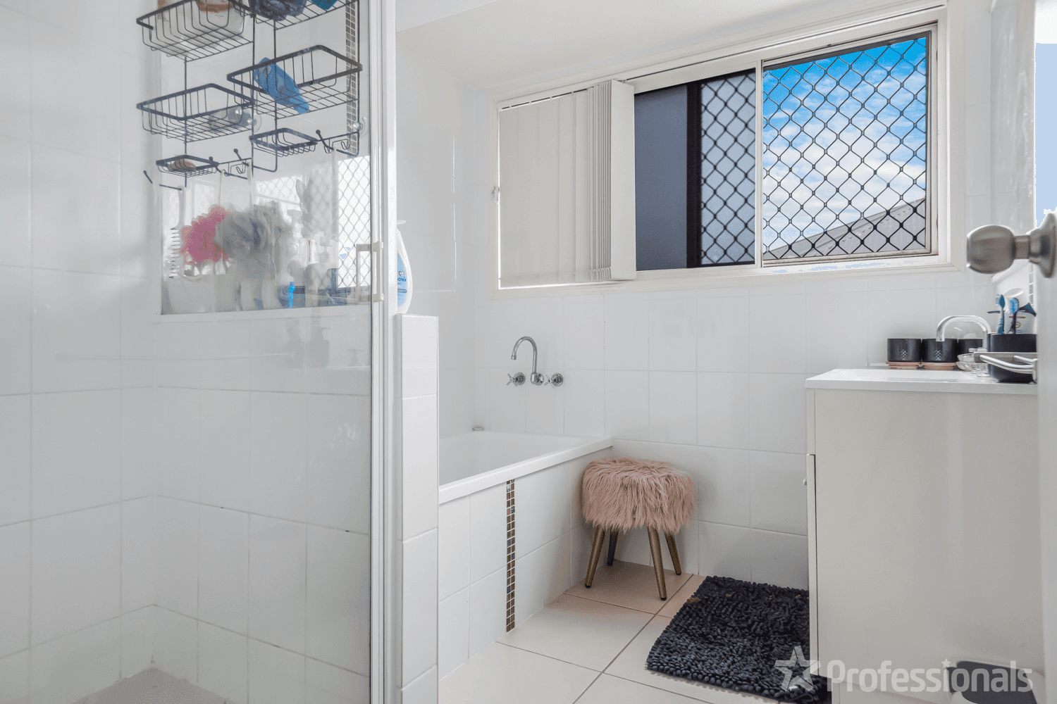 71 Amalfi Drive, Zilzie, QLD 4710