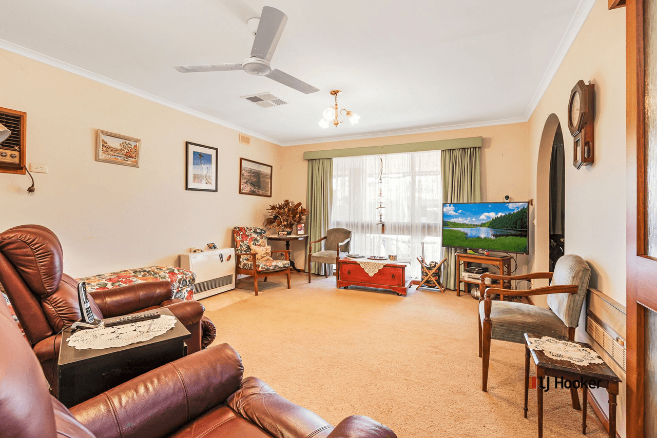 8  McBride Place, ECHUCA, VIC 3564