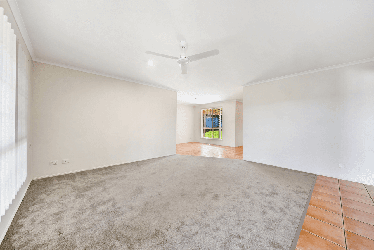 4 Neerim Close, KALLANGUR, QLD 4503