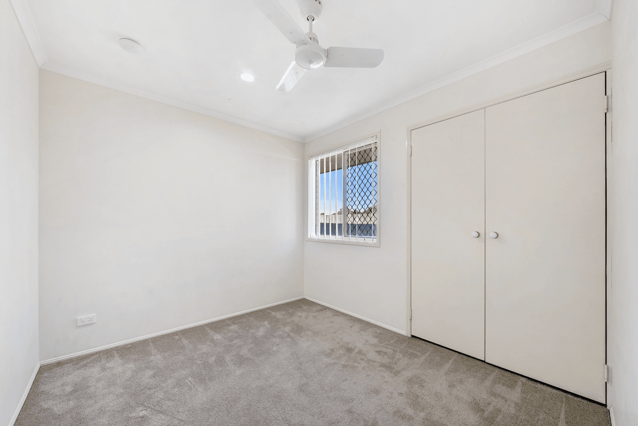 4 Neerim Close, KALLANGUR, QLD 4503