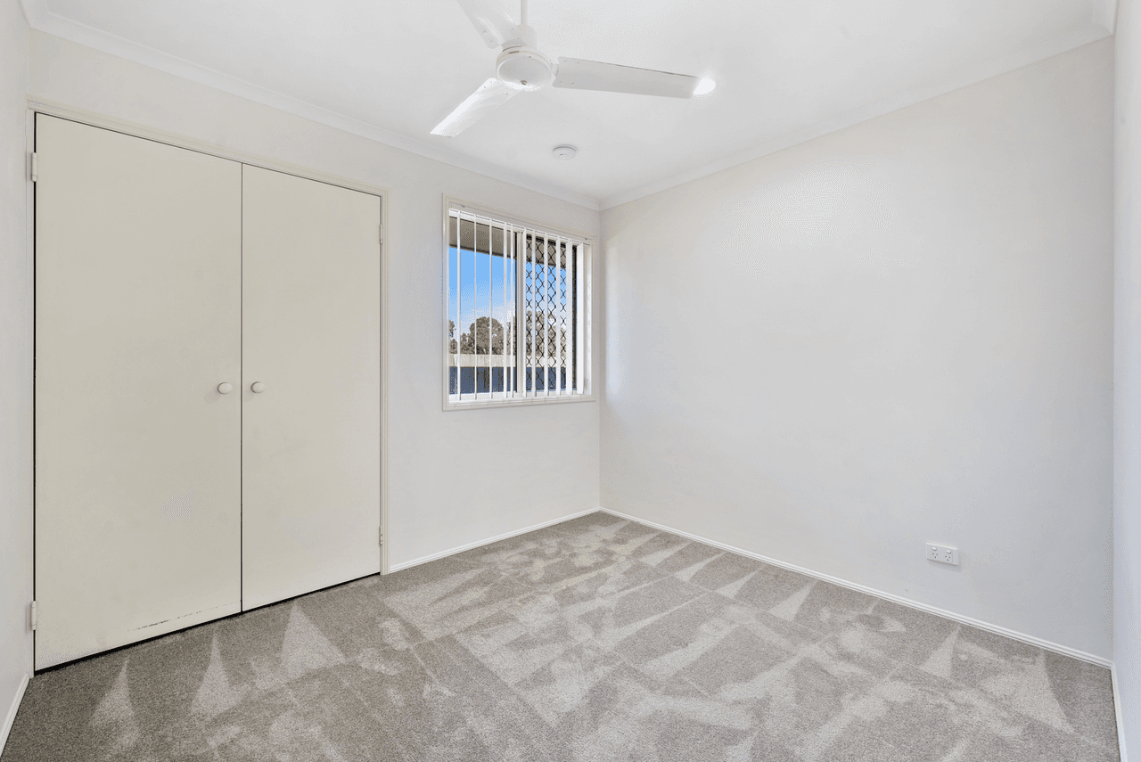 4 Neerim Close, KALLANGUR, QLD 4503