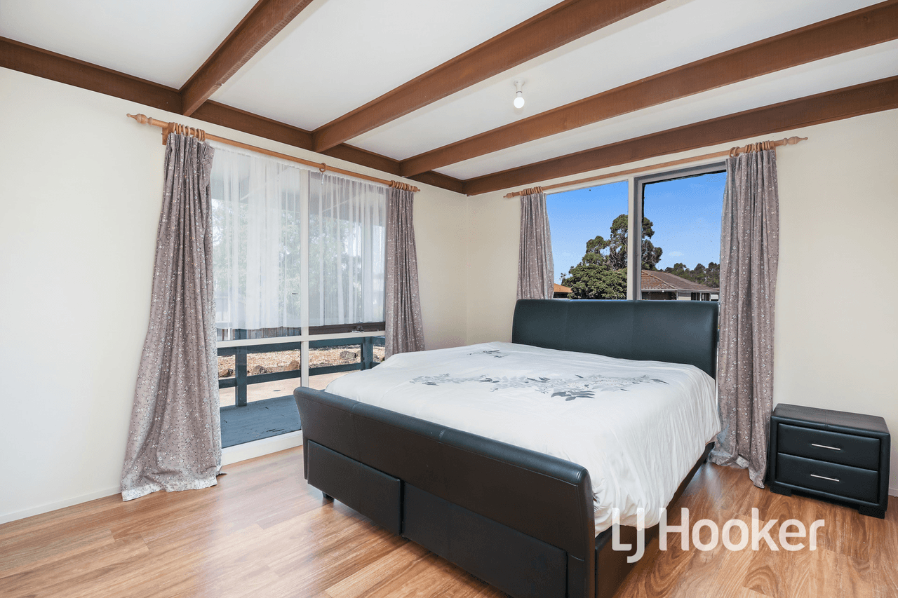 26 Woodlands Crescent, NARRE WARREN, VIC 3805