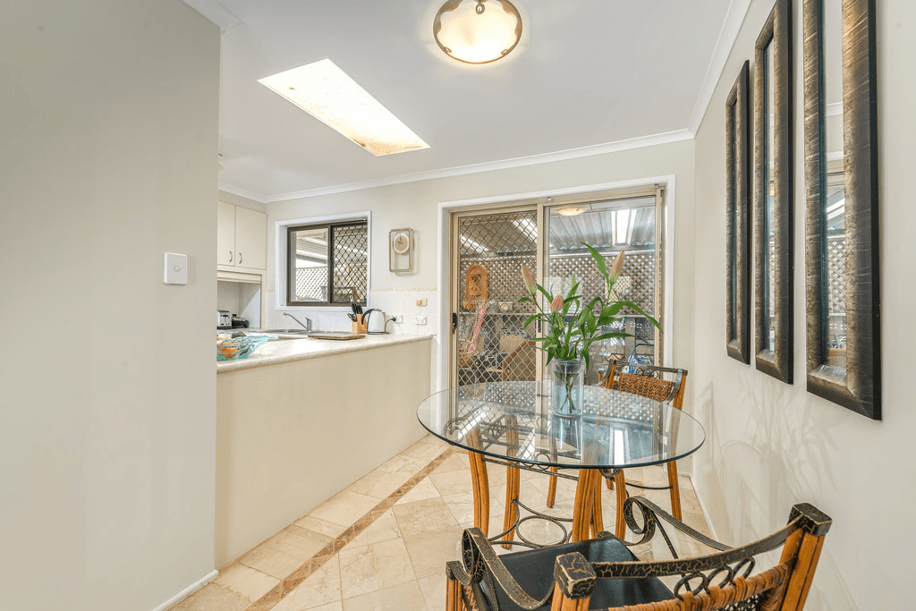 1/3 Melrose Place, SOUTHPORT, QLD 4215