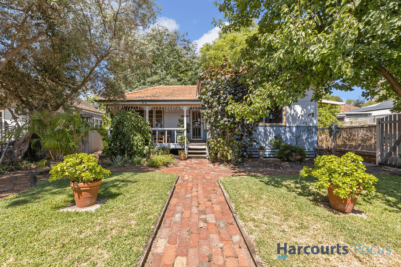 16 Balfour Road, SWAN VIEW, WA 6056