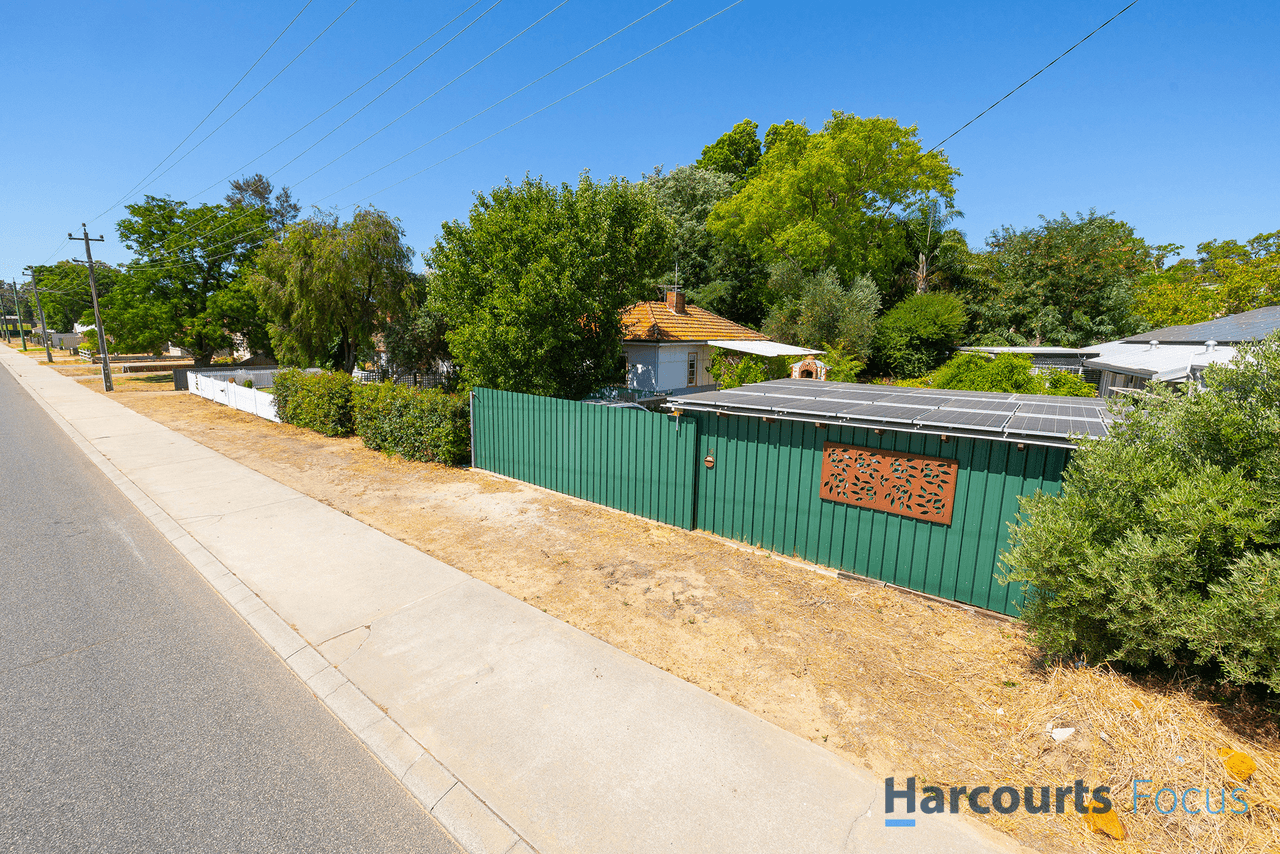 16 Balfour Road, SWAN VIEW, WA 6056