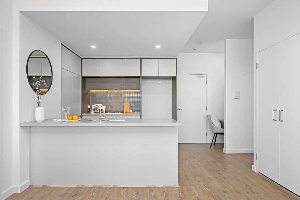 602/81B Lord Sheffield Circuit, Penrith, NSW 2750