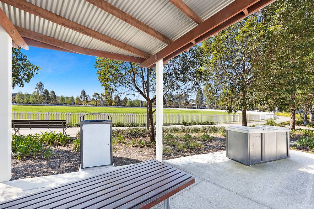 602/81B Lord Sheffield Circuit, Penrith, NSW 2750