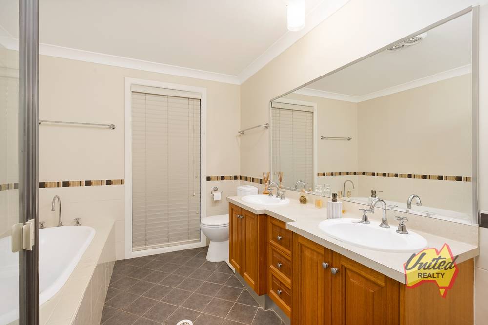18/180 Glendiver Road, The Oaks, NSW 2570