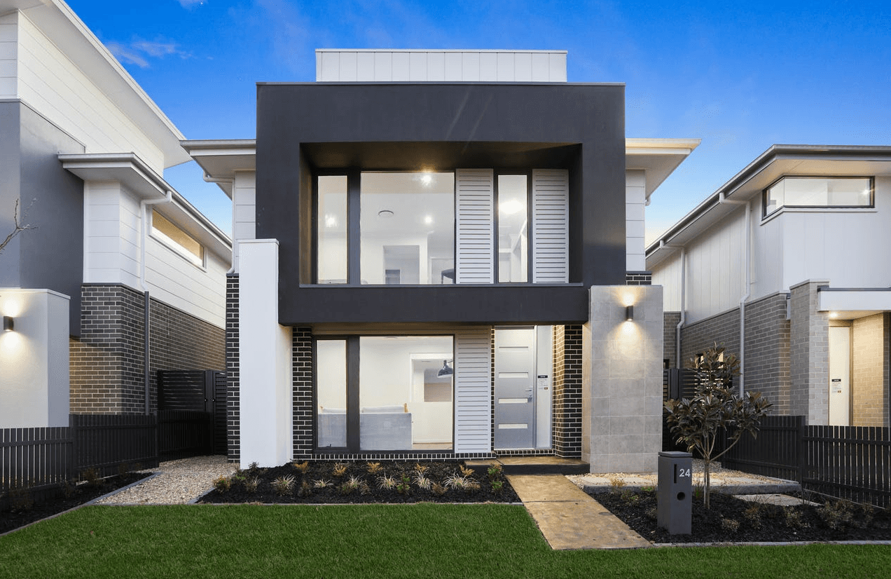 18 Tonkin Way, ORAN PARK, NSW 2570