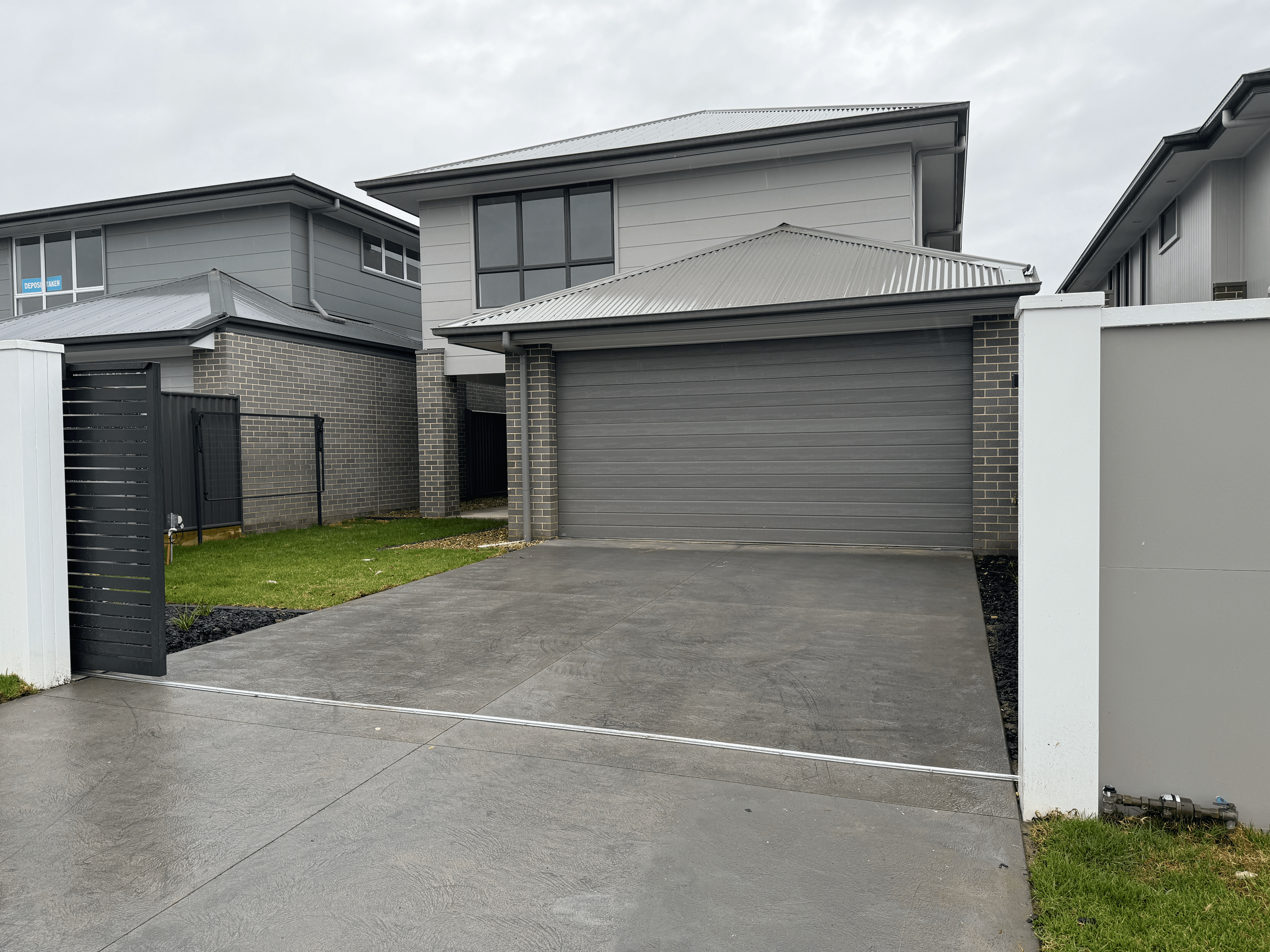 18 Tonkin Way, ORAN PARK, NSW 2570