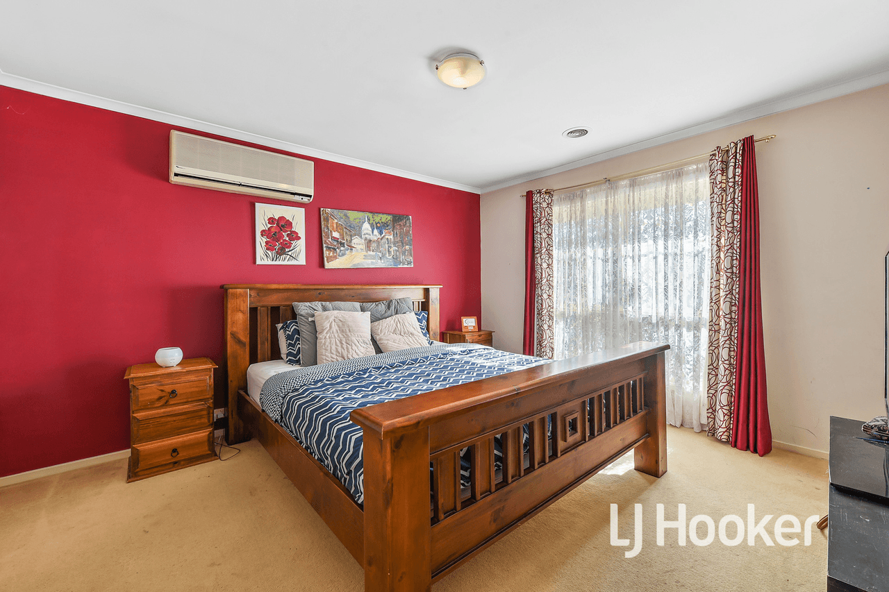 17 Lansbury Drive, NARRE WARREN SOUTH, VIC 3805