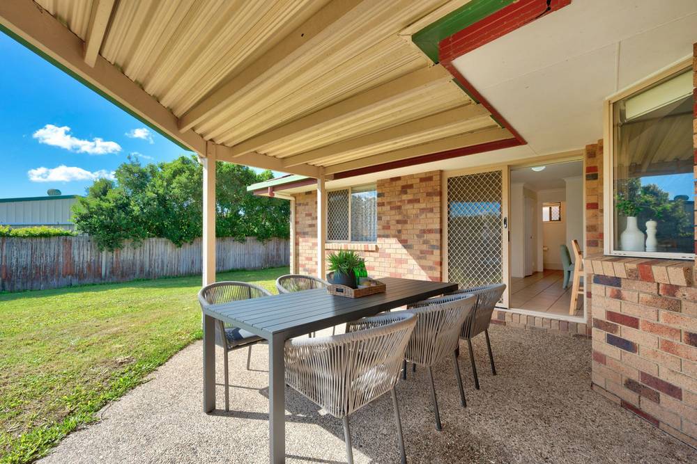 178 Bestmann Rd East, Sandstone Point, QLD 4511