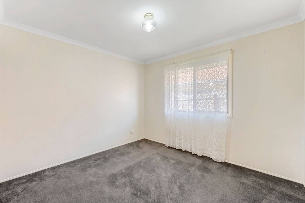 178 Bestmann Rd East, Sandstone Point, QLD 4511