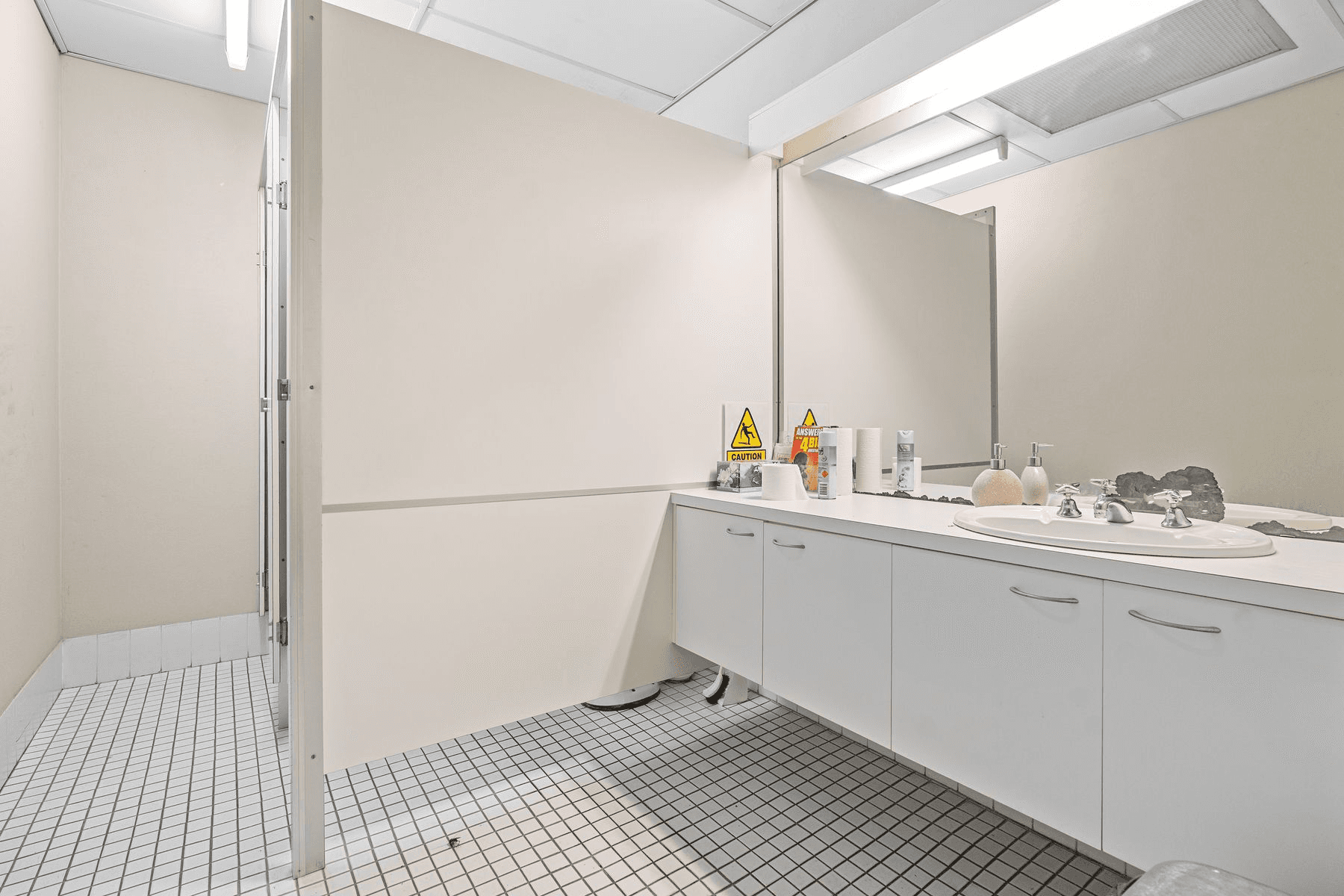 35 The Boulevard, Toronto, NSW 2283