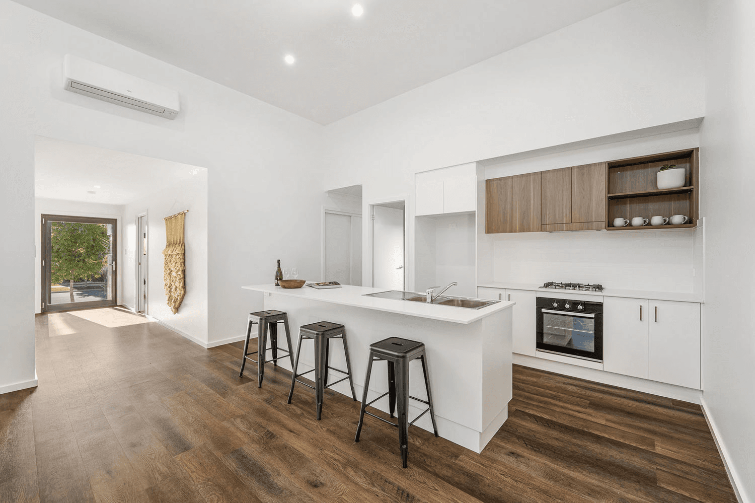 16 York Street, THRUMSTER, NSW 2444