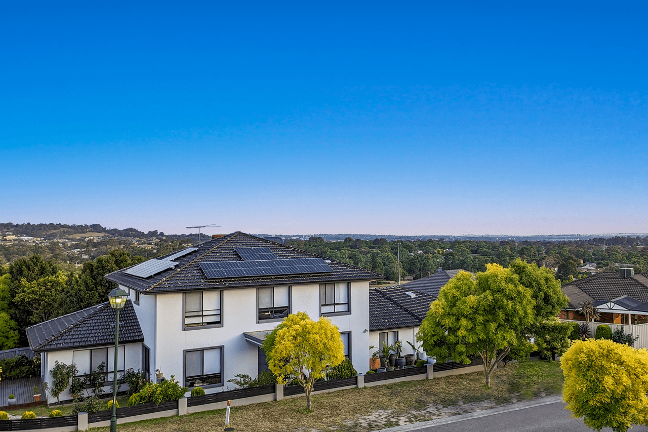 11 Daintree Grove, NARRE WARREN, VIC 3805