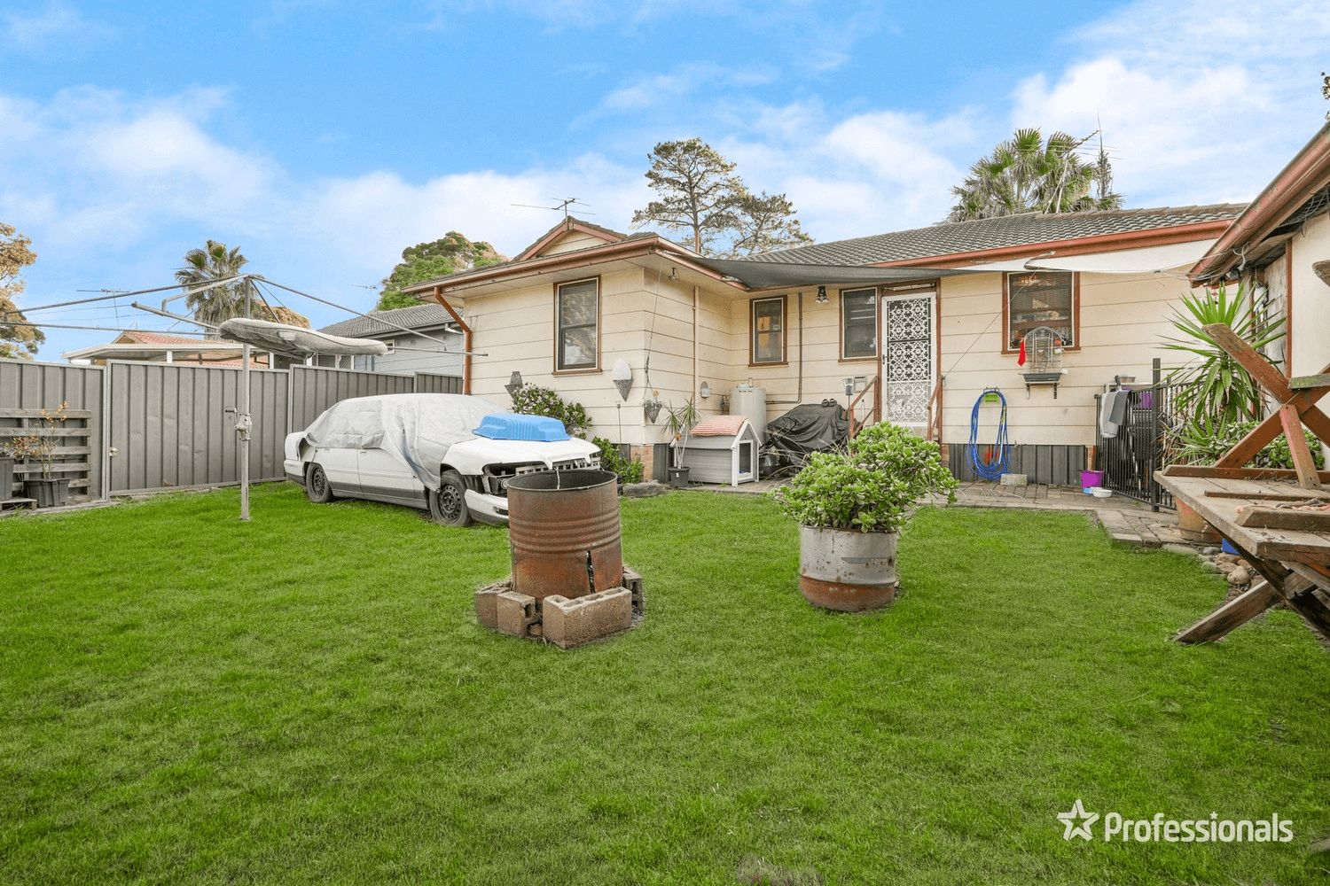 53 Lingayen Avenue, Lethbridge Park, NSW 2770