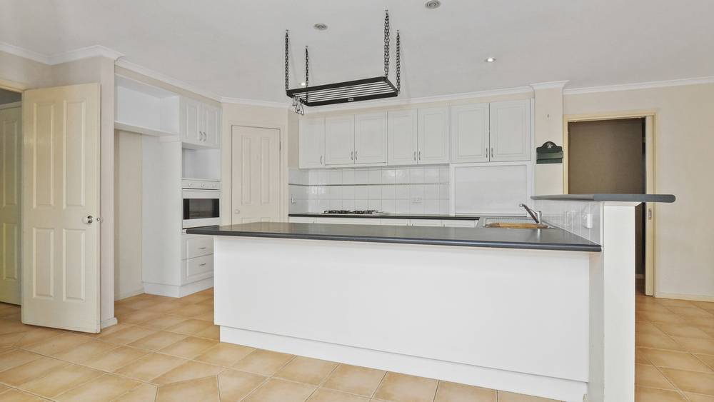 202 Ewings Road, AVENEL, VIC 3664