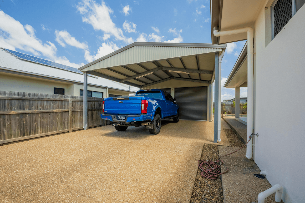 32 Barklya Street, MOUNT LOW, QLD 4818