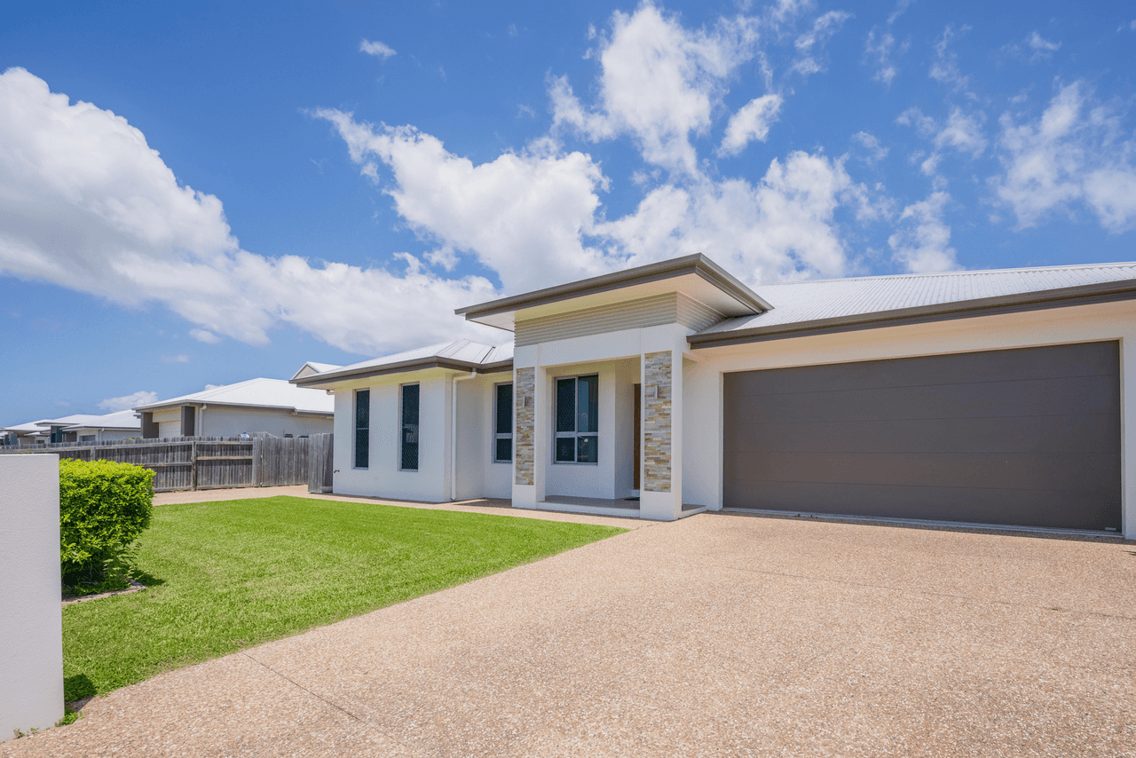 32 Barklya Street, MOUNT LOW, QLD 4818